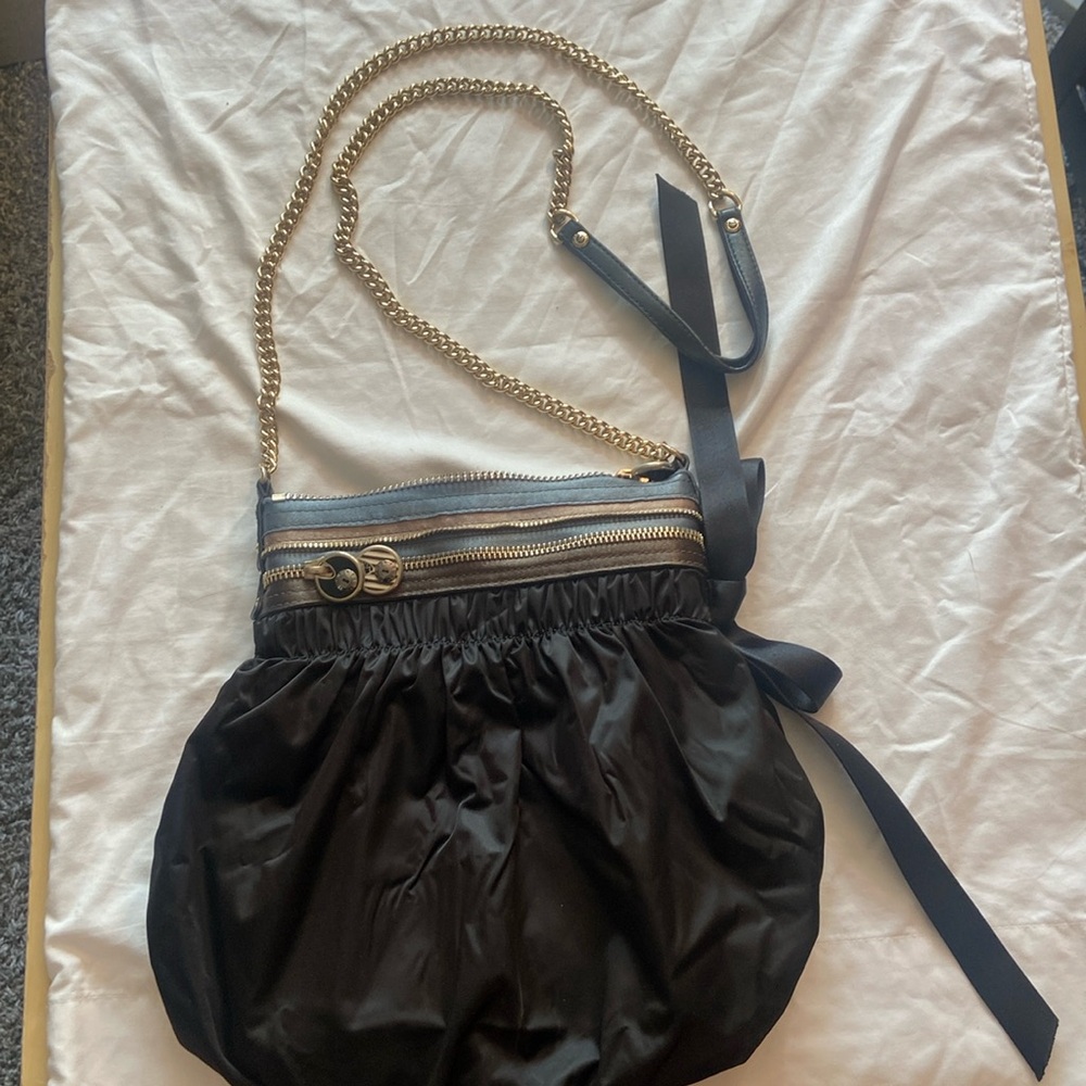 Henri Bendel bag